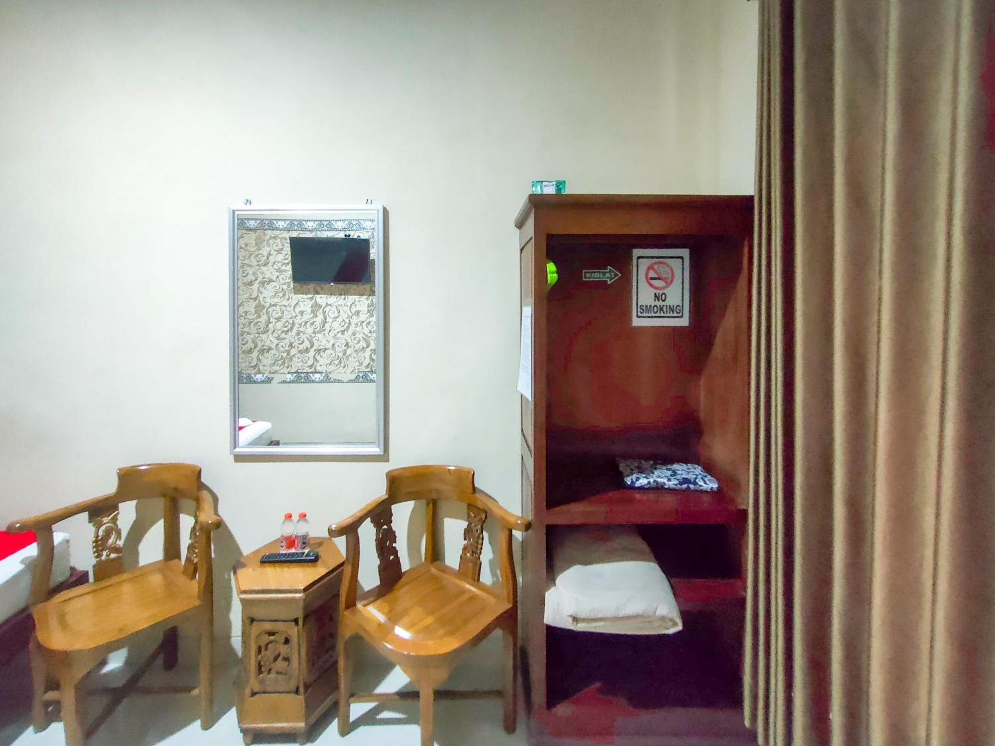 Reddoorz Syariah At Graha Adi Karya Kartasura Hotell Kartosuro Exteriör bild